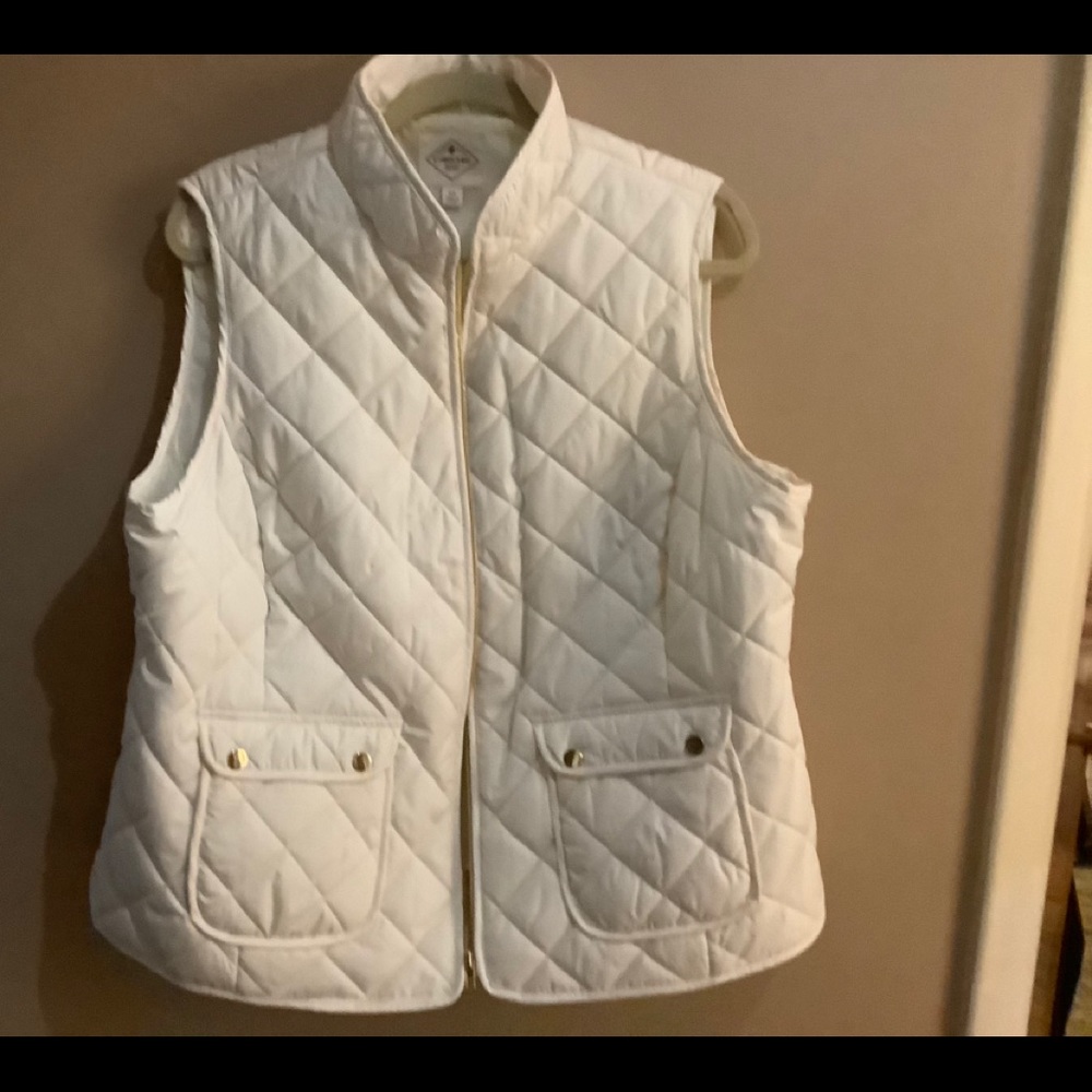 St John’s Bay White Vest Size OX NWT